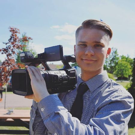 Dane Wurmlinger in his reporting mode.